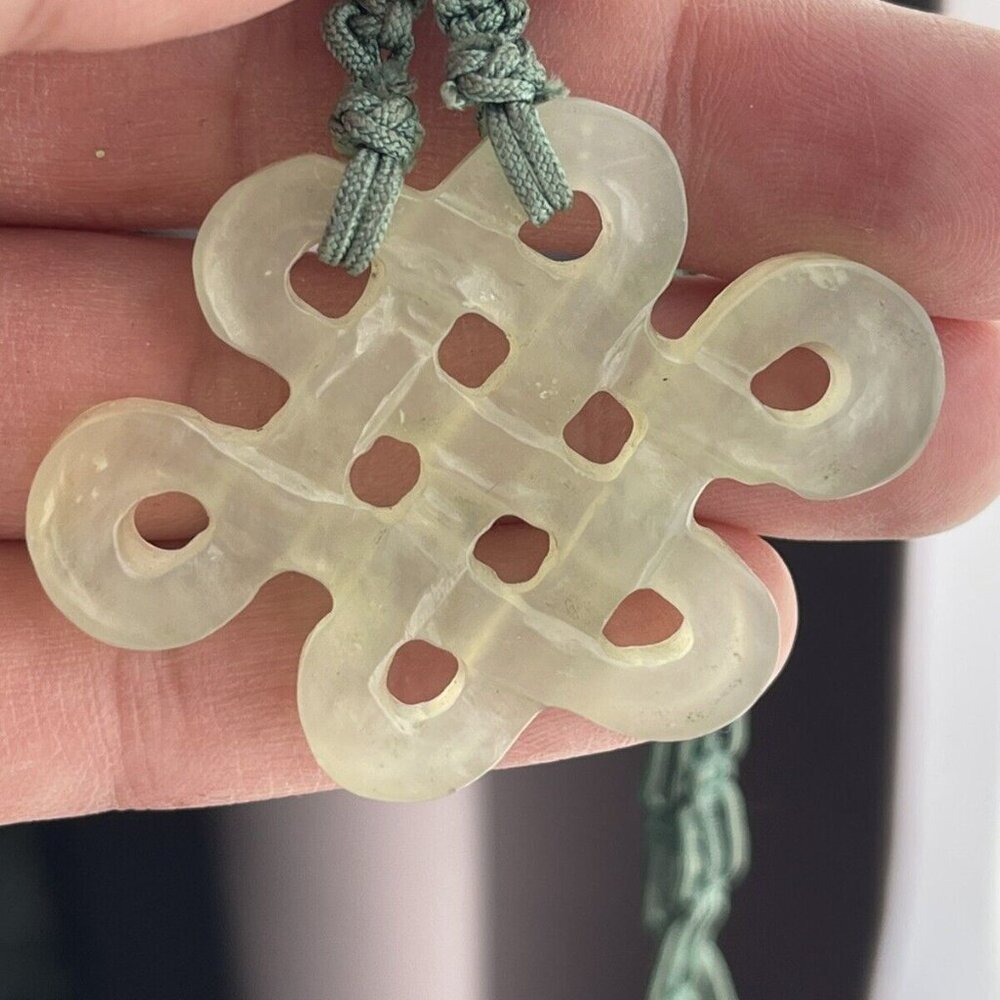 Antique Jade Chinese Carved Translucent Nephrite Pierced Openwork Pendant - Picture 6 of 8